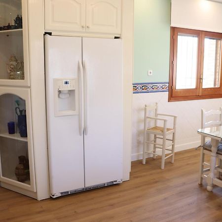 La Casa De Enfrente Villa Herencia Екстериор снимка