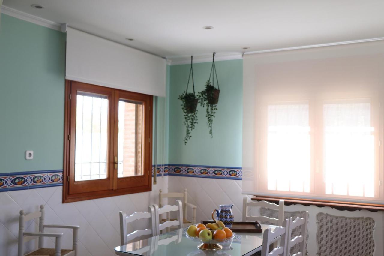 La Casa De Enfrente Villa Herencia Екстериор снимка
